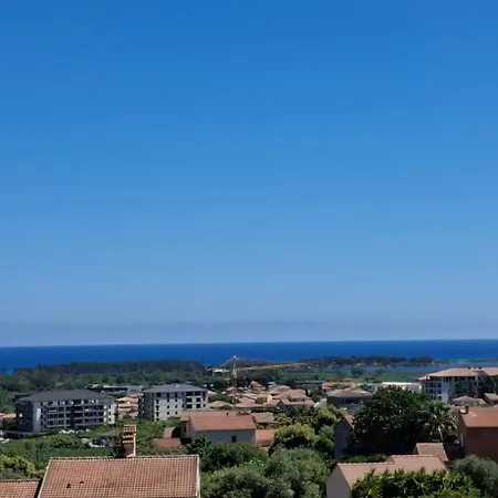 Appartement Joli 5min Des Plages